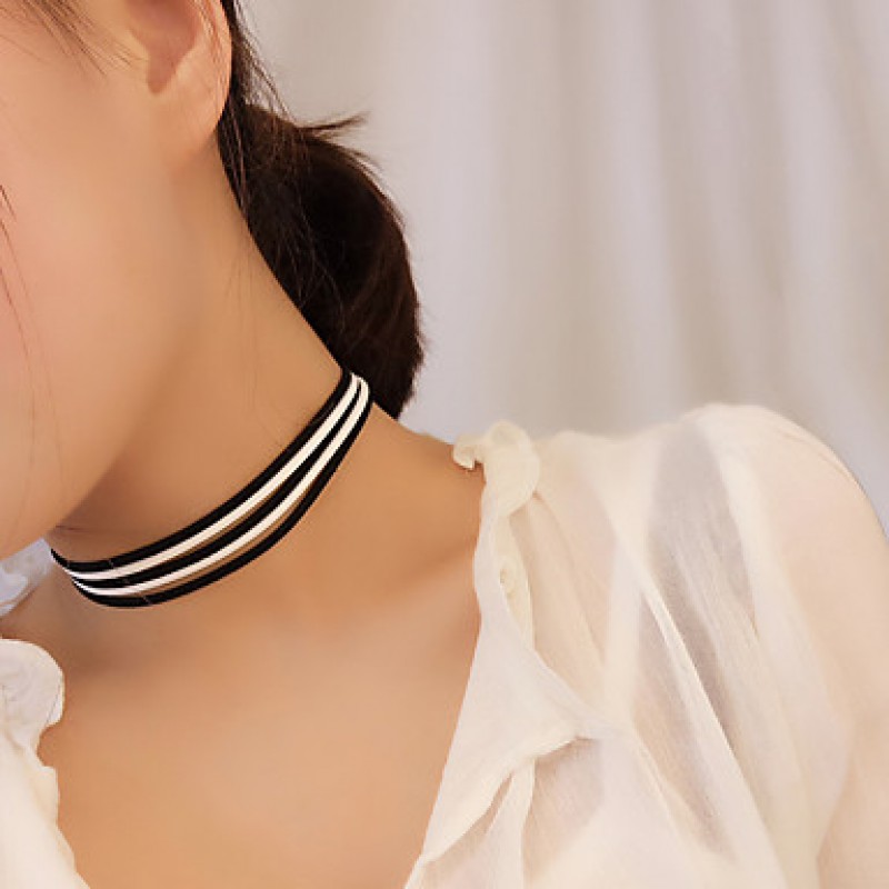 Necklace Choker Necklaces Jewelry Party / Daily / Casual Fashion Flannelette Black 1pc Gift